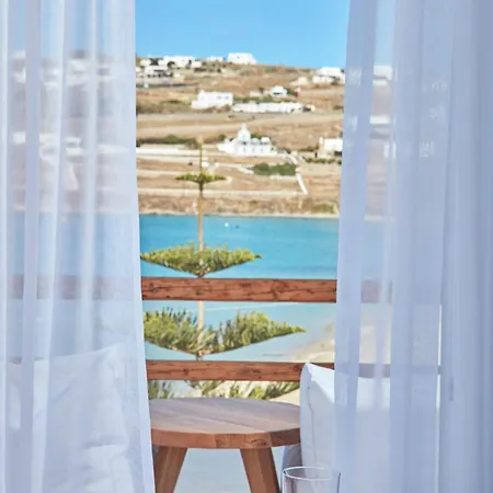 Mykonos Waves House & 오르노스