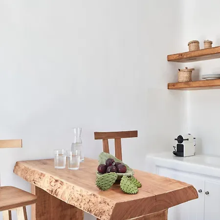 アパートホテル Mykonos Waves House &