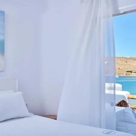 Mykonos Waves House & アパートホテル オルノス