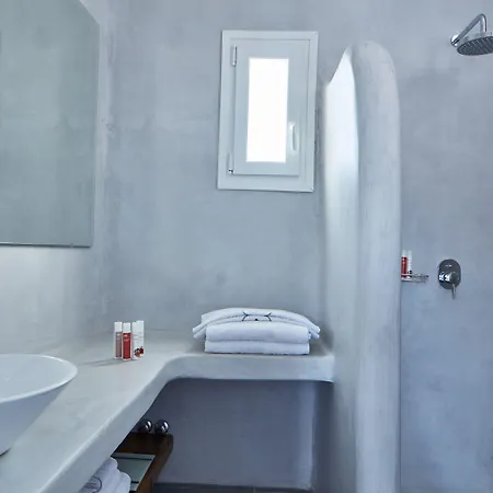 Mykonos Waves House & Ornos (Mykonos)