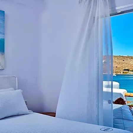 Mykonos Waves House & Aparthotel