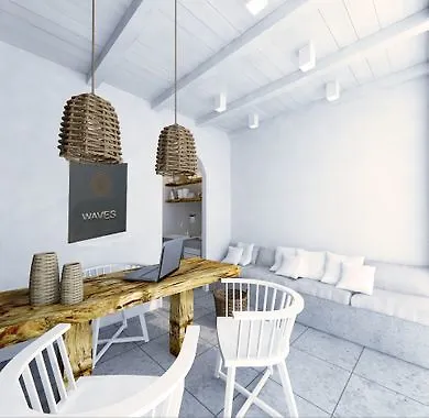 アパートホテル Mykonos Waves House & 4*